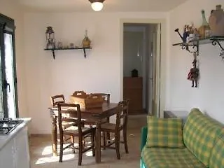 Oda ve Kahvaltı La Casa Del Ficus 3*