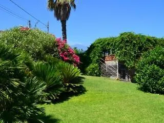 Oda ve Kahvaltı La Casa Del Ficus 3*